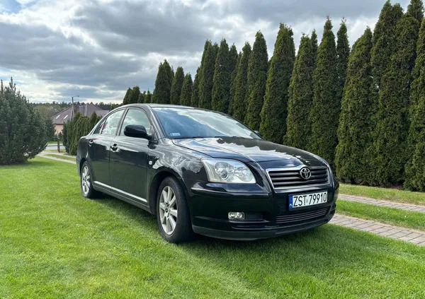 dolnośląskie Toyota Avensis cena 10000 przebieg: 280643, rok produkcji 2004 z Zawiercie